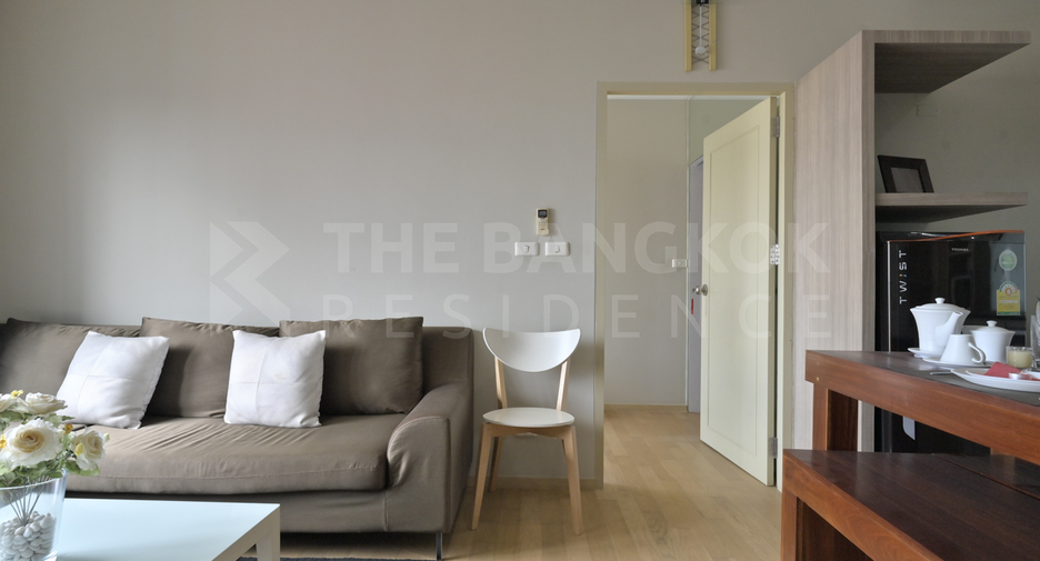 For sale 1 bed condo in Khlong Toei, Bangkok