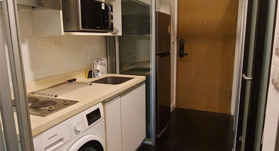 For sale 1 bed condo in Khlong Toei, Bangkok