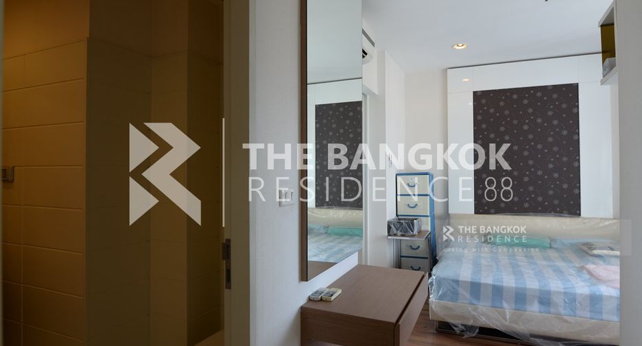 For sale 2 bedrooms condo in Khlong San, Bangkok