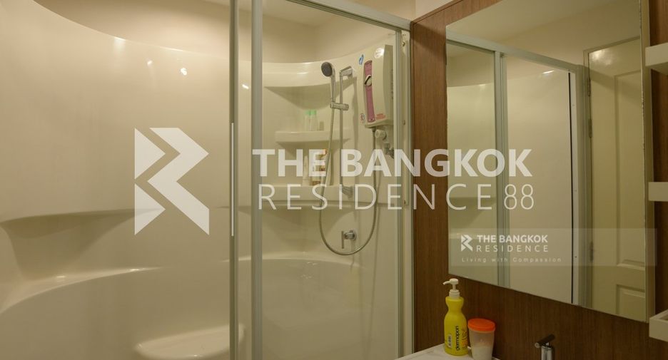 For sale 2 bedrooms condo in Khlong San, Bangkok