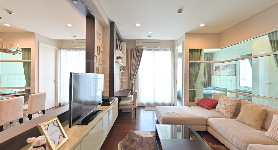 À vendre 2 chambres condo à Watthana, Bangkok