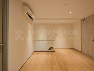À vendre 3 chambres condo à Watthana, Bangkok