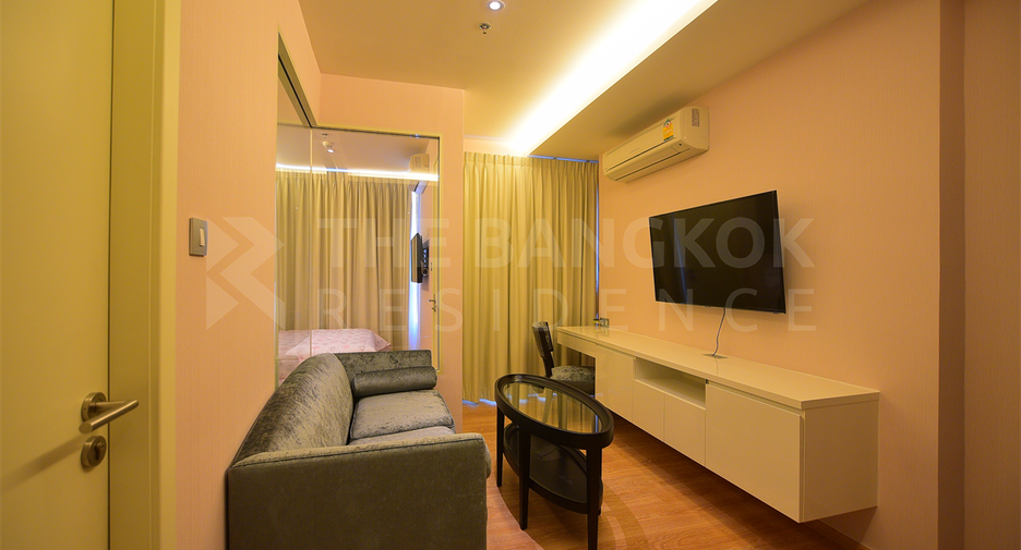 For sale 1 bed condo in Watthana, Bangkok