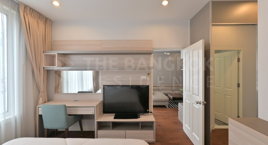 For sale 1 Beds condo in Khlong Toei, Bangkok