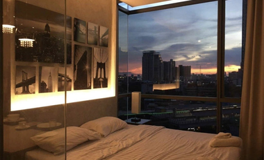 For sale 1 bed condo in Khlong Toei, Bangkok