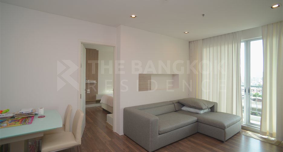 For sale 2 bedrooms condo in Thon Buri, Bangkok