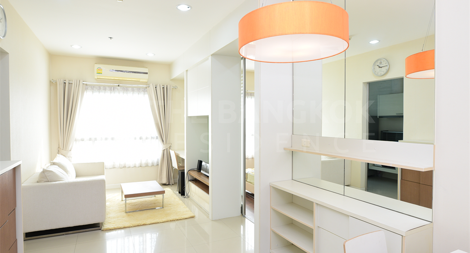 For sale 1 bed condo in Khlong San, Bangkok
