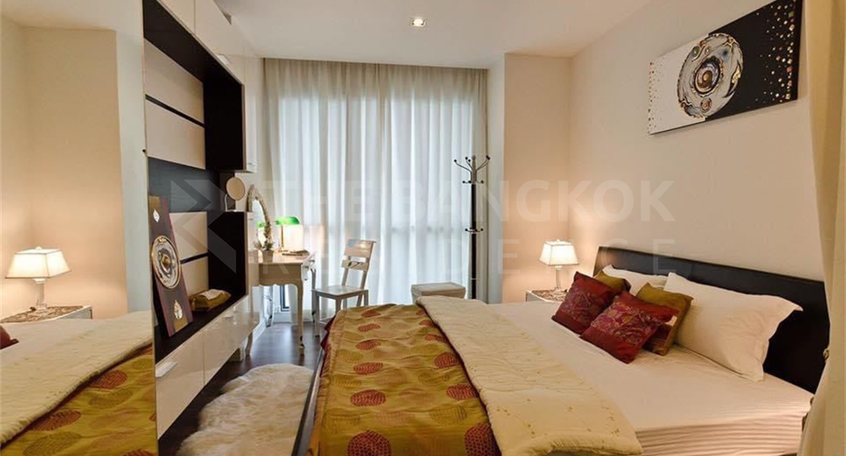 À vendre 1 chambre condo à Phra Khanong, Bangkok