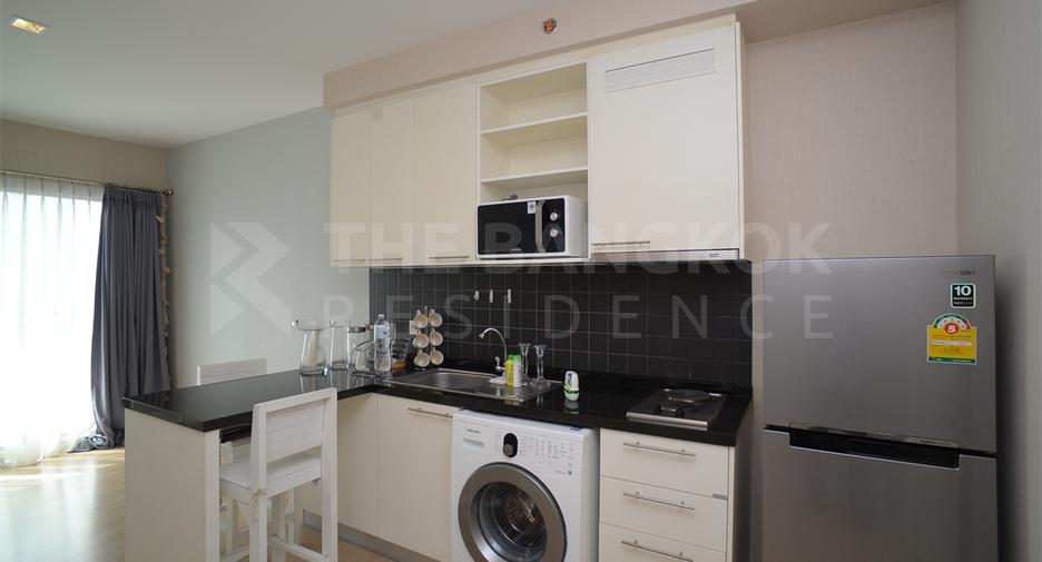 For sale 1 bed condo in Sathon, Bangkok