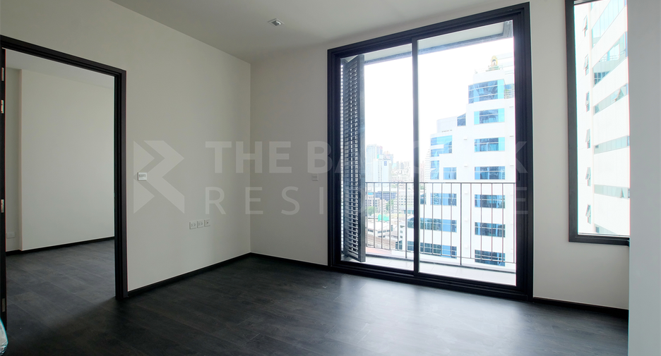 For sale 1 bed condo in Khlong Toei, Bangkok