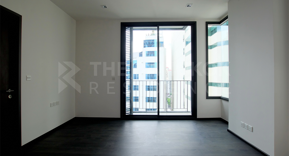 For sale 1 bed condo in Khlong Toei, Bangkok