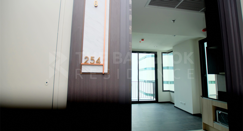 For sale 1 bed condo in Khlong Toei, Bangkok