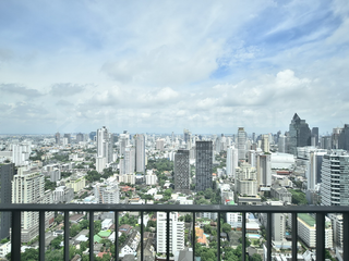 出售 2 卧室 公寓 在 Khlong Toei, 曼谷