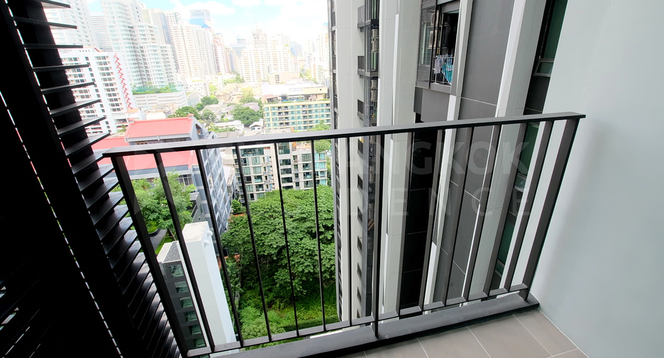 For sale 1 Beds condo in Khlong Toei, Bangkok