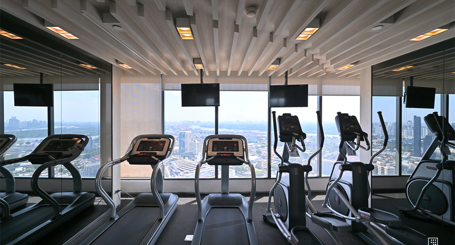 For sale 2 bedrooms condo in Khlong Toei, Bangkok