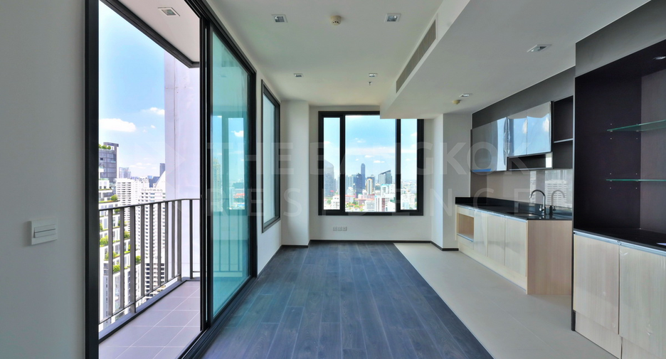 Condo en venta de 2 habitaciones en Khlong Toei, Bangkok