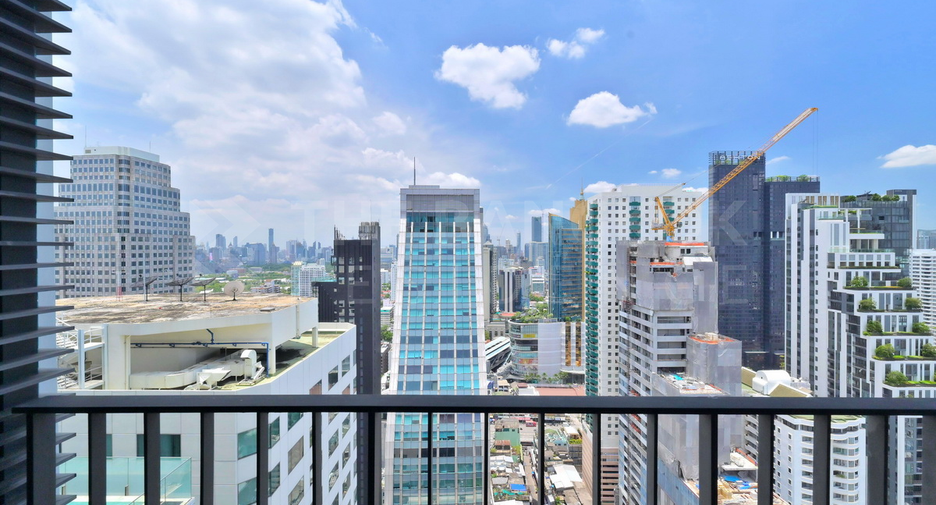 Condo en venta de 2 habitaciones en Khlong Toei, Bangkok