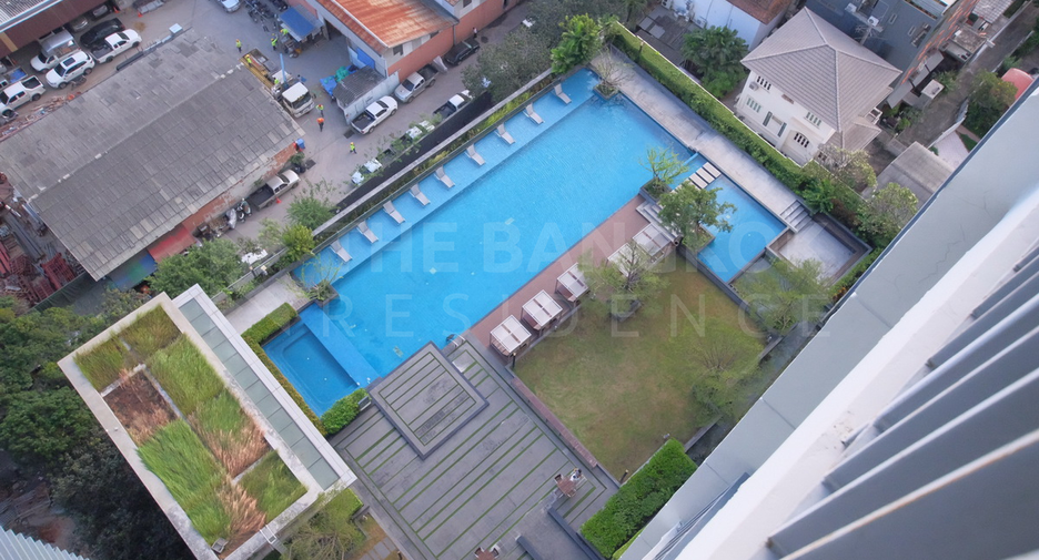 À vendre 2 chambres condo à Khlong Toei, Bangkok