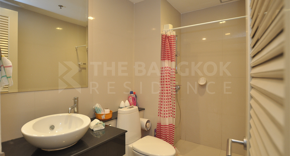 À vendre 1 chambre condo à Khlong Toei, Bangkok