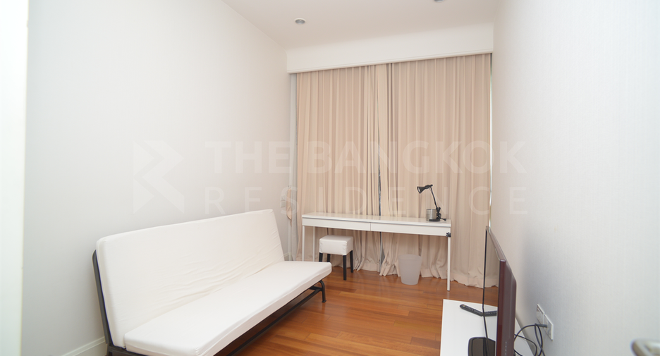 For sale 2 bedrooms condo in Pathum Wan, Bangkok