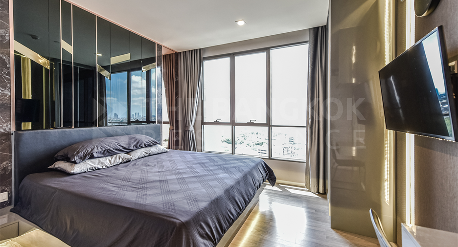 For sale 2 bedrooms condo in Sathon, Bangkok