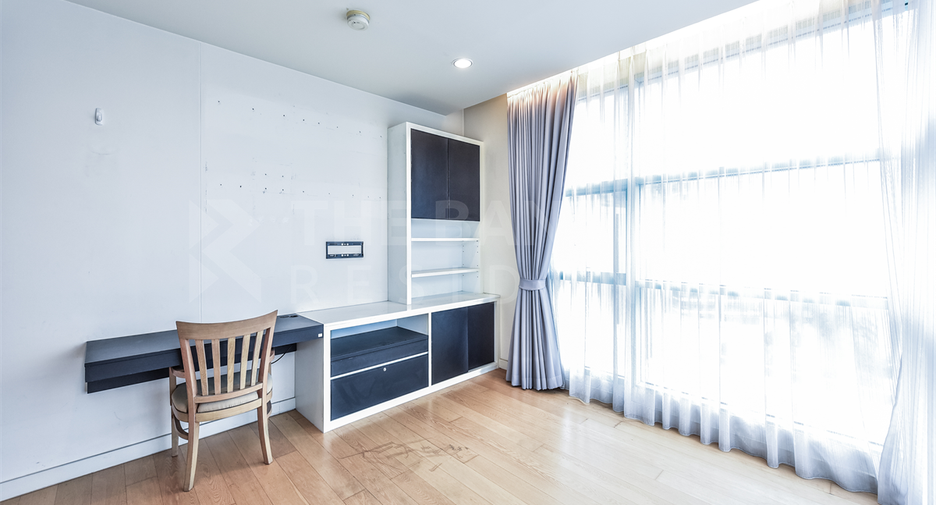 ขาย 4 ห้องนอน คอนโด ใน บางคอแหลม, กรุงเทพฯ