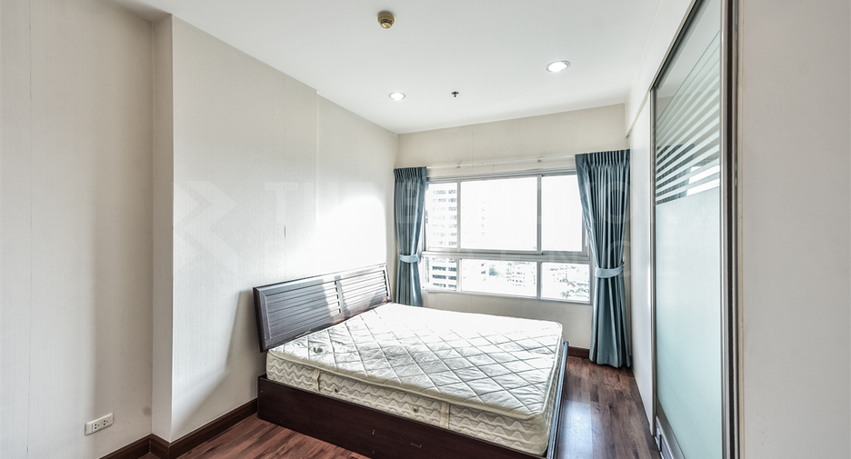 For sale 1 bed condo in Khlong San, Bangkok