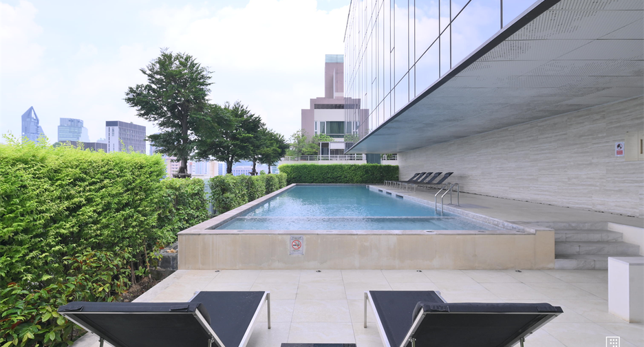 À vendre 2 chambres condo à Watthana, Bangkok