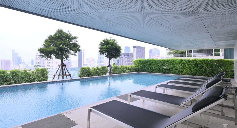 À vendre 2 chambres condo à Watthana, Bangkok