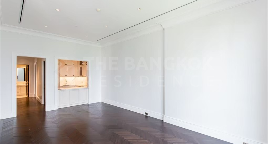 For sale 2 bedrooms condo in Pathum Wan, Bangkok