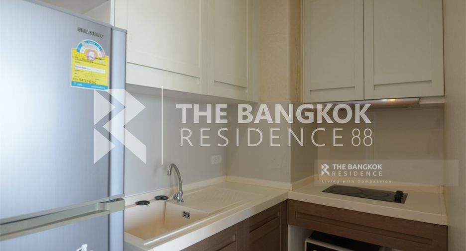 For sale 1 bed condo in Sathon, Bangkok