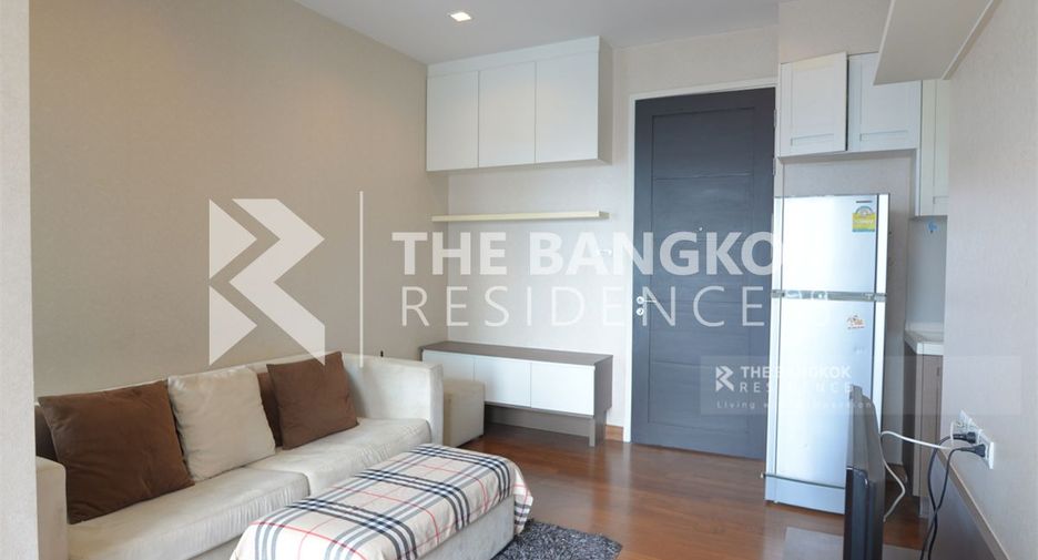 For sale 1 bed condo in Sathon, Bangkok
