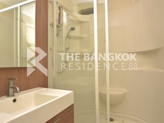 Продажа 1 кровать кондо в Кхлонг Сан, Бангкок