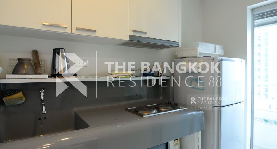 For sale 1 bed condo in Khlong San, Bangkok