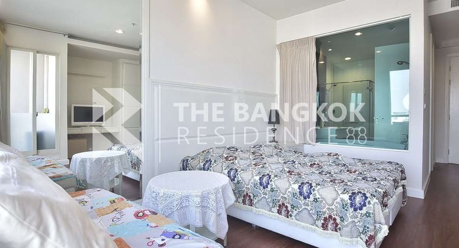 For sale 1 bed condo in Pathum Wan, Bangkok