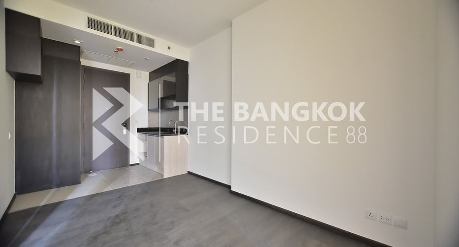 For sale 1 bed condo in Khlong Toei, Bangkok