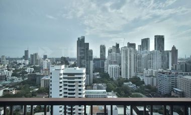 For sale 1 bed condo in Khlong Toei, Bangkok