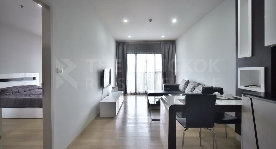 For sale 1 Beds condo in Khlong Toei, Bangkok
