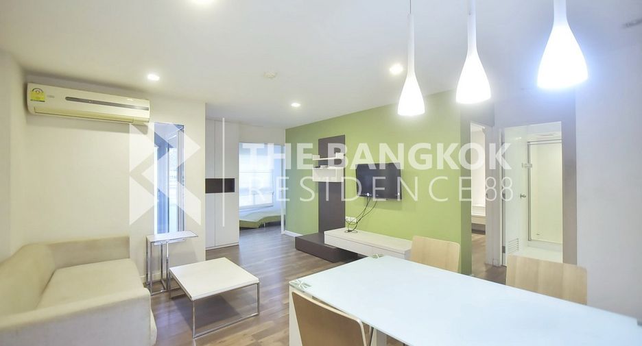 For sale 2 bedrooms condo in Phra Khanong, Bangkok