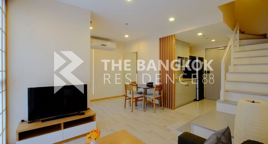 Condo en venta de 2 habitaciones en Phra Khanong, Bangkok