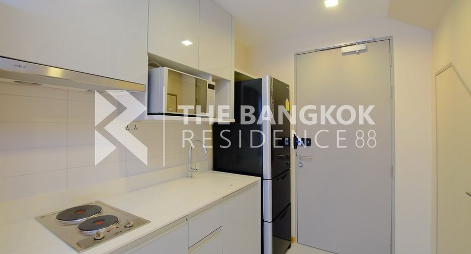 Condo en venta de 2 habitaciones en Phra Khanong, Bangkok