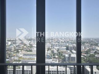 Продажа 2 спальни кондо в Пхра Кханонг, Бангкок