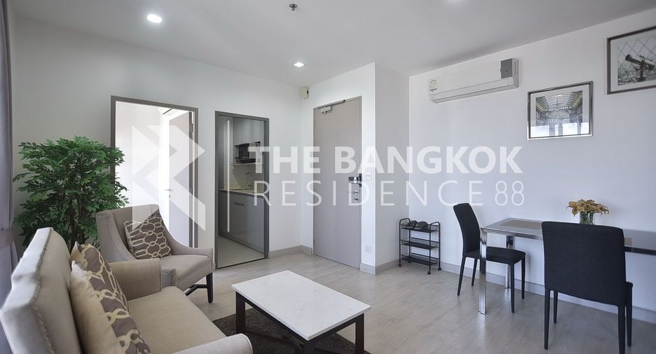 Condo en venta de 2 habitaciones en Phra Khanong, Bangkok