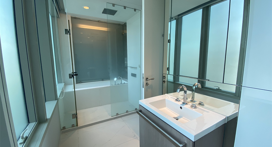 Wohnung zur Miete mit 2 Zimmer in Pathum Wan, Bangkok