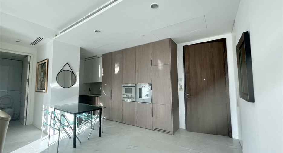 Wohnung zur Miete mit 2 Zimmer in Pathum Wan, Bangkok