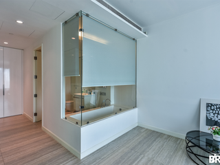 For rent 2 ベッドルーム condo in Pathum Wan, Bangkok