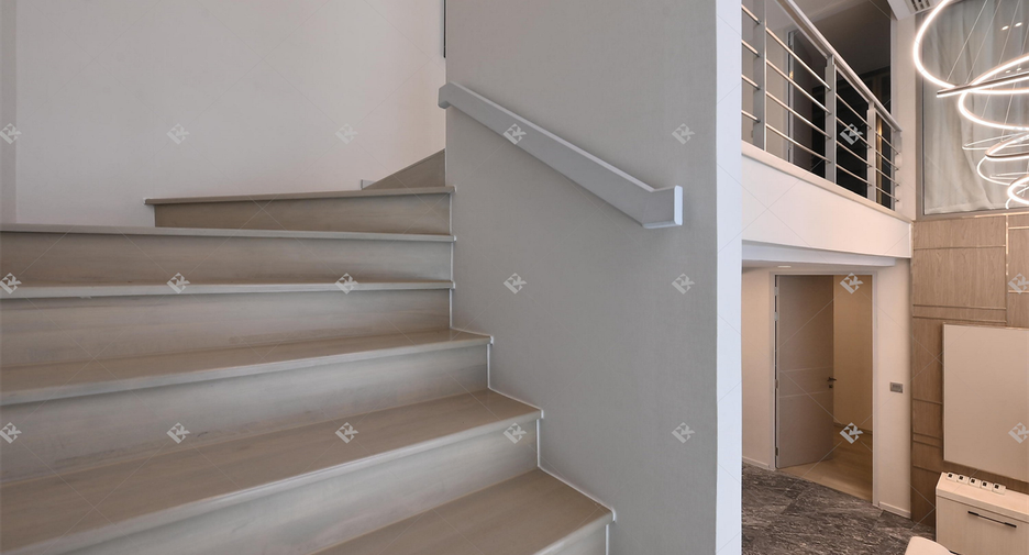 Condo en alquiler de 3 habitaciones en Watthana, Bangkok