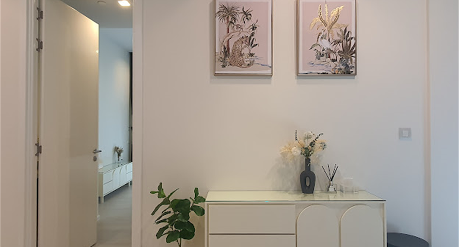For rent 3 bedrooms condo in Watthana, Bangkok