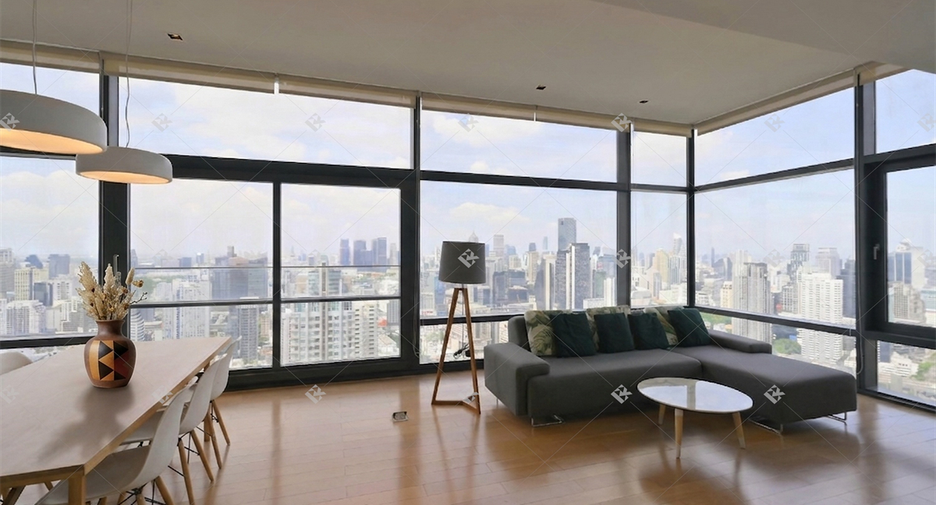 À louer 3 chambres condo à Watthana, Bangkok