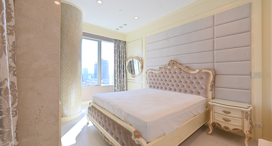 Condo en alquiler de 2 habitaciones en Pathum Wan, Bangkok